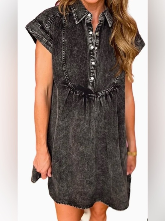 entro Dresses & Skirts - Entro Women’s Washed Black Short Sleeve Collared Button Denim Shirt Dress Size L